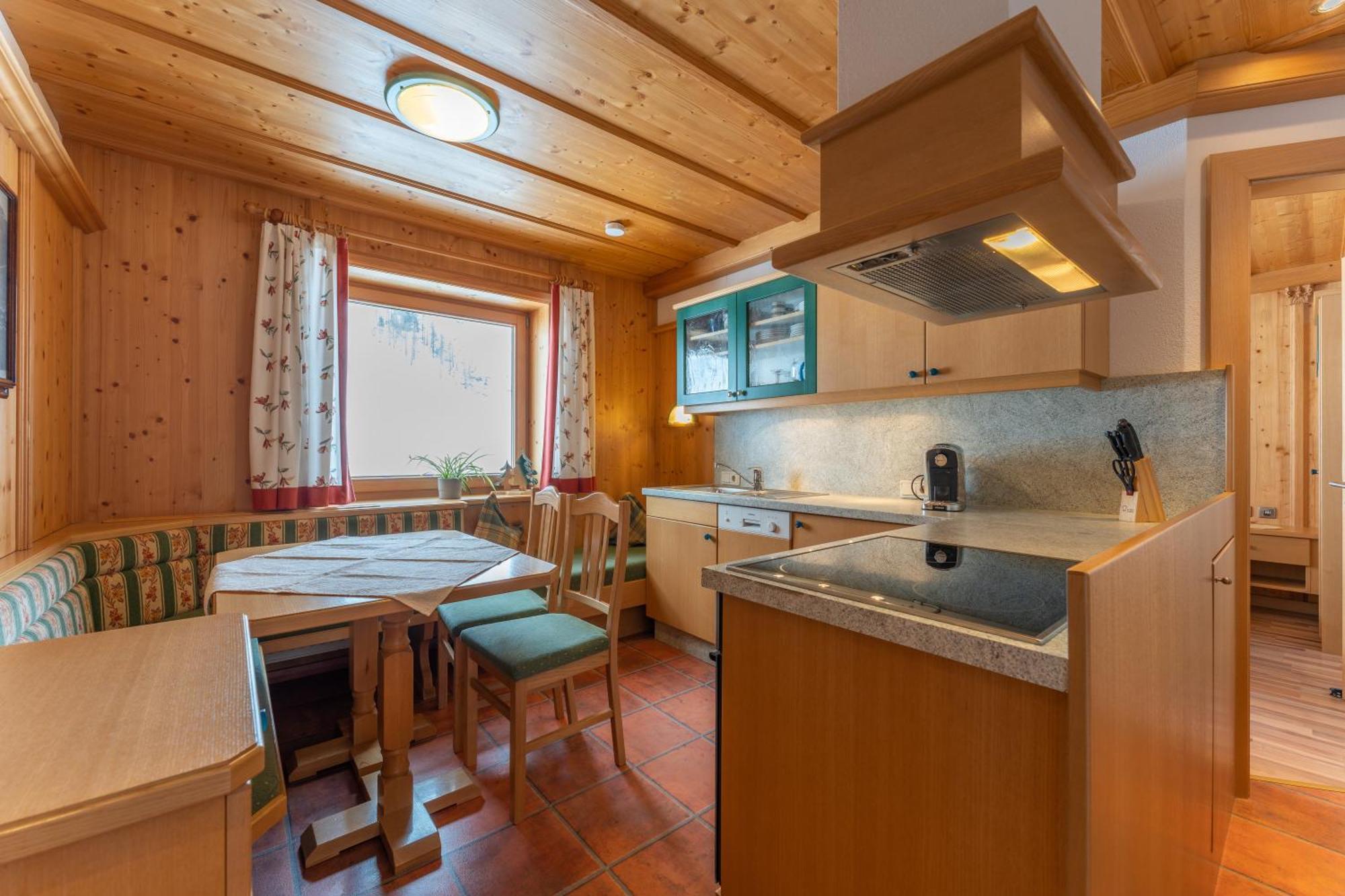 Fernerblick Apartments トゥクス エクステリア 写真